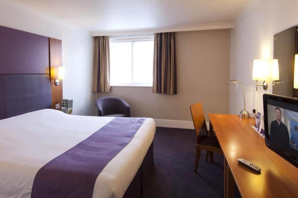 Premier Inn Brentwood Dış mekan fotoğraf